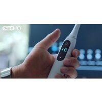 Oral-B iO 7 (черный) Image #4